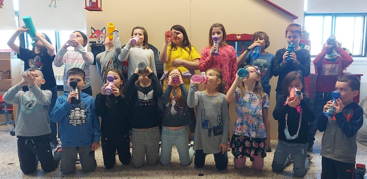Participation à La Grande Gorgée dans les classes STIM!
#CSDCEOeco <a href="/EcoEcolesCAN/">ÉcoÉcoles Canada</a> <a href="/eecsaintisidore/">EEC Saint-Isidore</a>