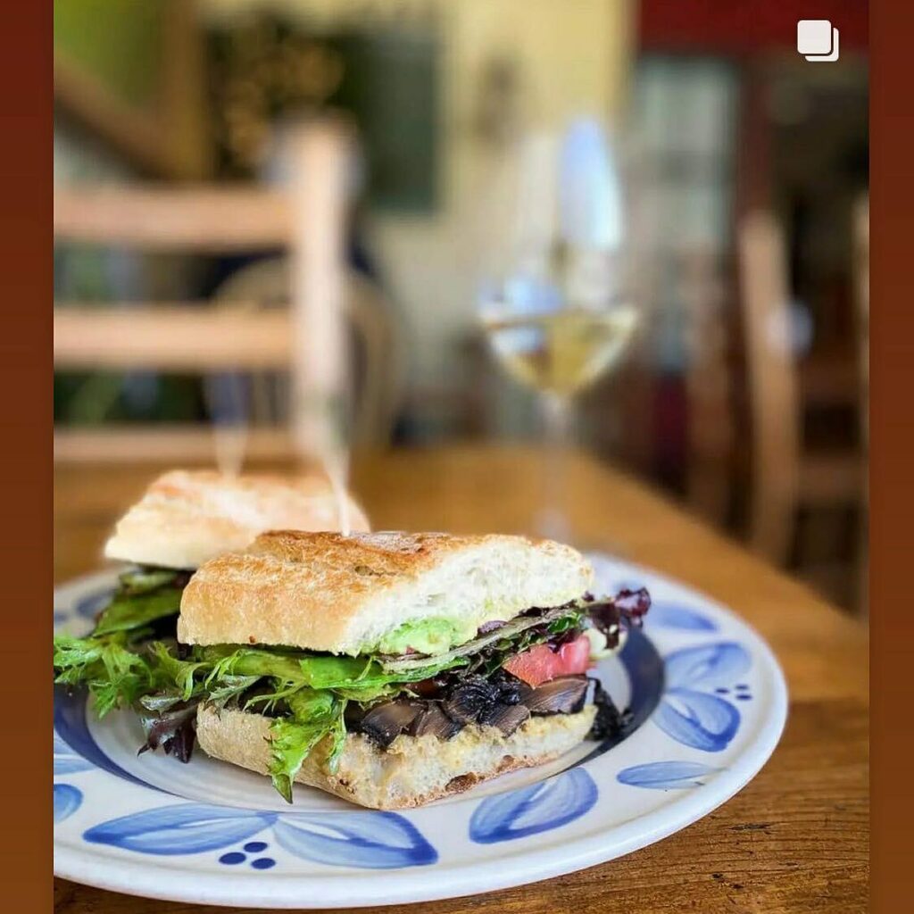 Open until 8pm!
.
.
.
.
.
.
.
.
.
#savoycafeanddeli #plantbasedsandos #santabarbara #thanksforcomingin@marina.delio instagr.am/p/CbayYCKvQwu/