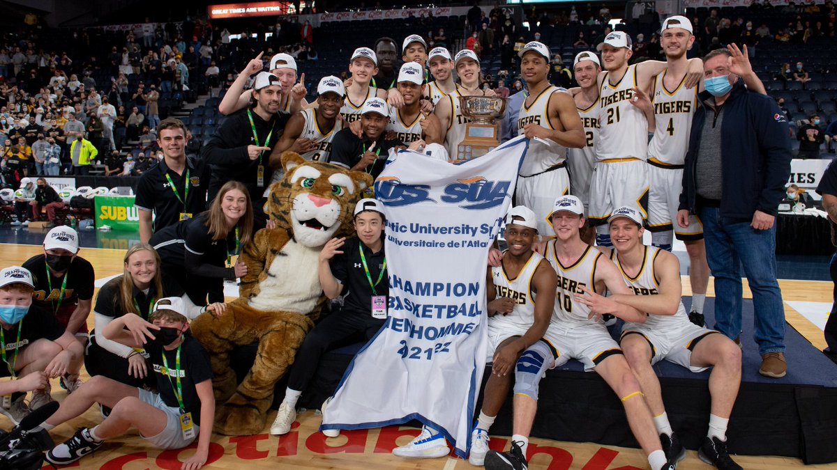 ScotiabankCtr's tweet photo. That's a wrap on @AUS_SUA Basketball Championships! Congratulations to the @AxewomenBB and the @DalTigers men's  team for brining home the gold and good luck at @USPORTSca Final 8.🏀  

📷 James Bennett 

#EventsAreBack #ComeTogtetherNS #Basketball #Champions #Halifax https://t.co/hJ26x3HJ2e