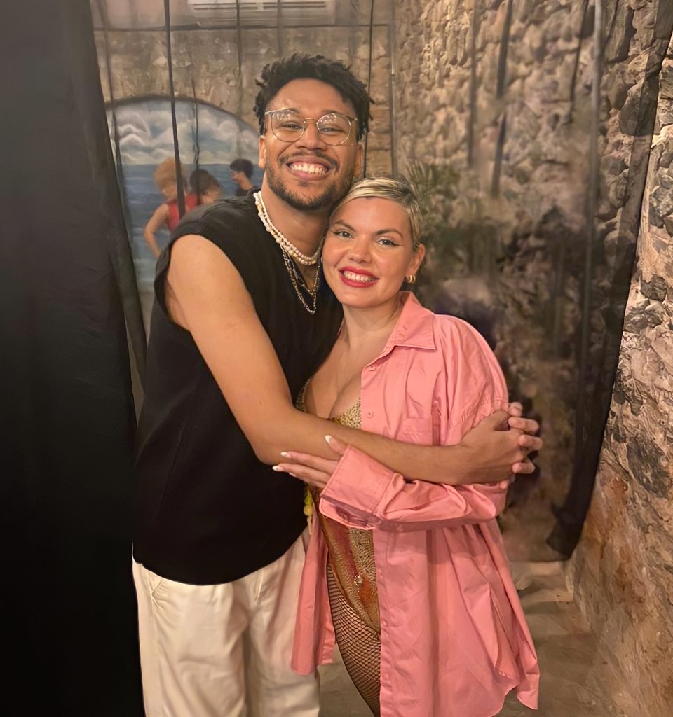 snakecost's tweet photo. O show e o encontro com Eduarda Batidas foi tudooo! 🍸🍹❤️ Te amo @dudabeat  Obrigado pelo carinho! Tu é luz! 🤍 https://t.co/Bbf287TRj9
