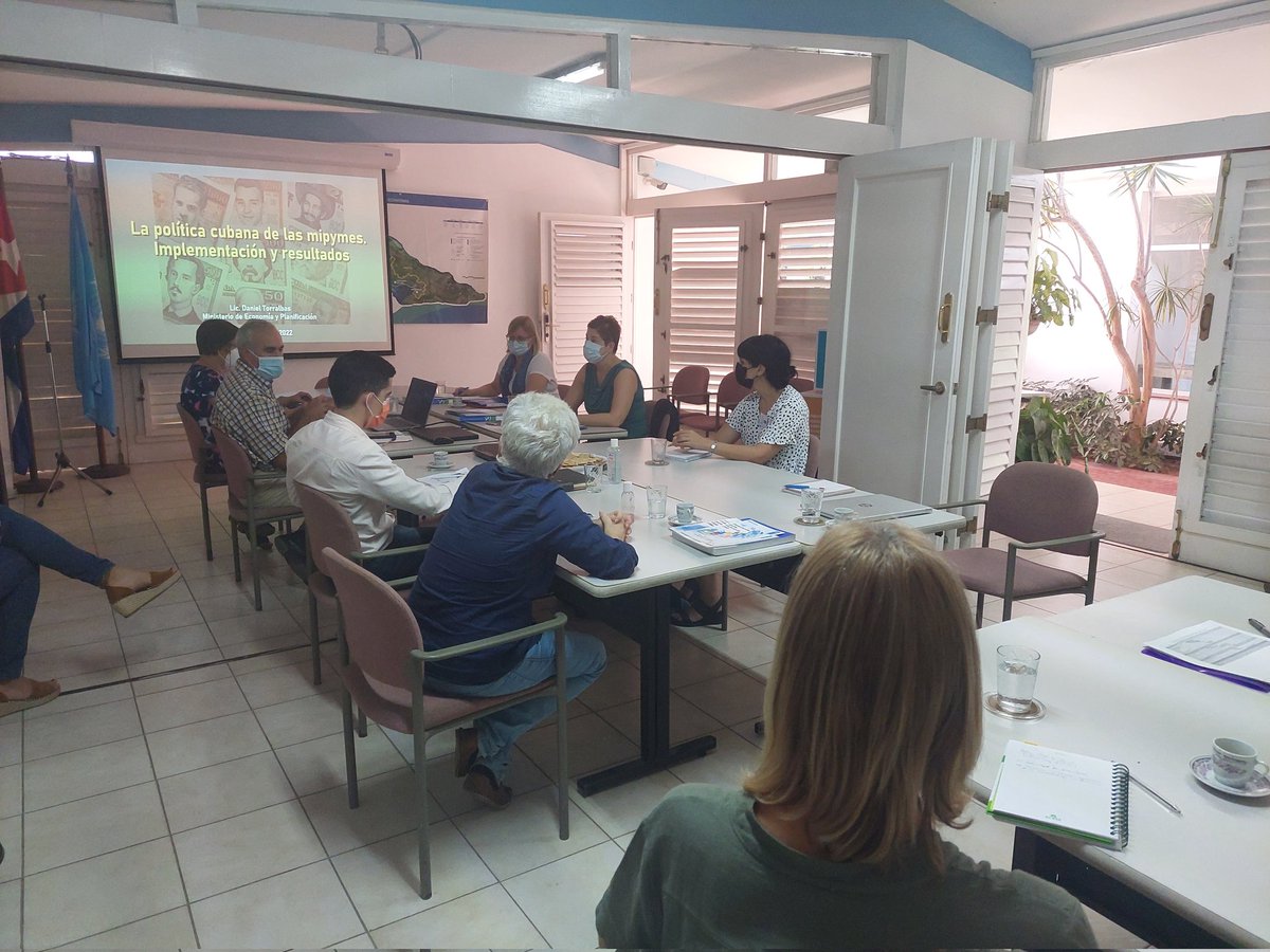Fructífero diálogo entre representantes del <a href="/PNUDCUBA/">PNUD Cuba</a>, <a href="/MEP_CUBA/">Ministerio de Economía y Planificación de Cuba</a> y Agencia de Cooperación Sueca <a href="/Sida/">Sida</a> sobre desarrollo local y #MiPYMES.

¡Seguimos trabajando en beneficio del pueblo cubano! 🇨🇺