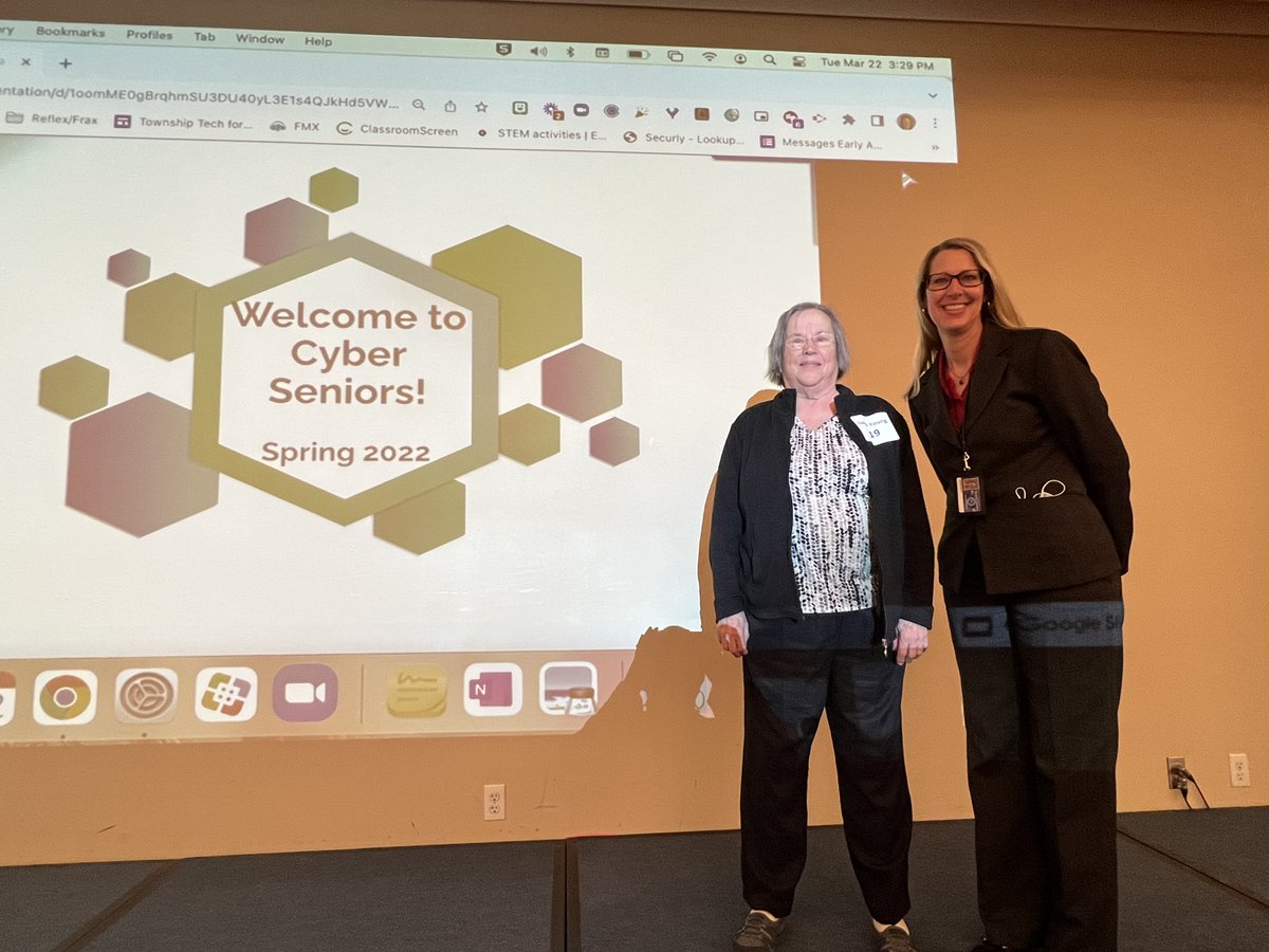 ManheimTownship's tweet photo. Superintendent Dr. Robin Felty and Manheim Township Alumni Linda Young from the class of 1960 enjoyed their Cyber Seniors tech lessons today! 

Linda said she loved going to Manheim Township and how her class still holds reunions to this day! https://t.co/tS5TjCziOe