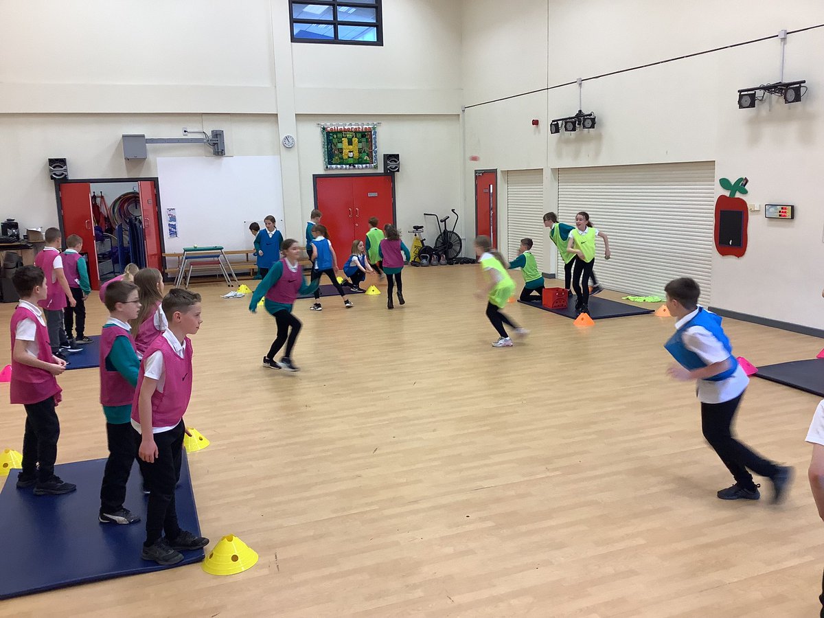 Hareside Primary School tweet media