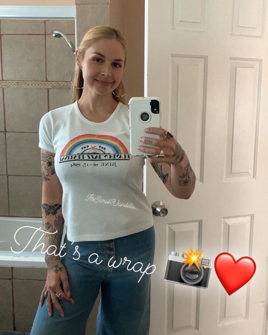 TW Pornstars - Sarah Vandella. Pictures and videos from Twitter.