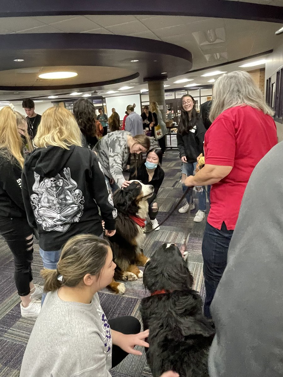 WHSCounsDept's tweet photo. Teen Task Force started today and about 180 students visited the PBLZ during lunches to connect with students, play games, hang out during lunch, or pet the pups. Students come visit Tues/Thurs during all lunches. https://t.co/2e8sV6glZH