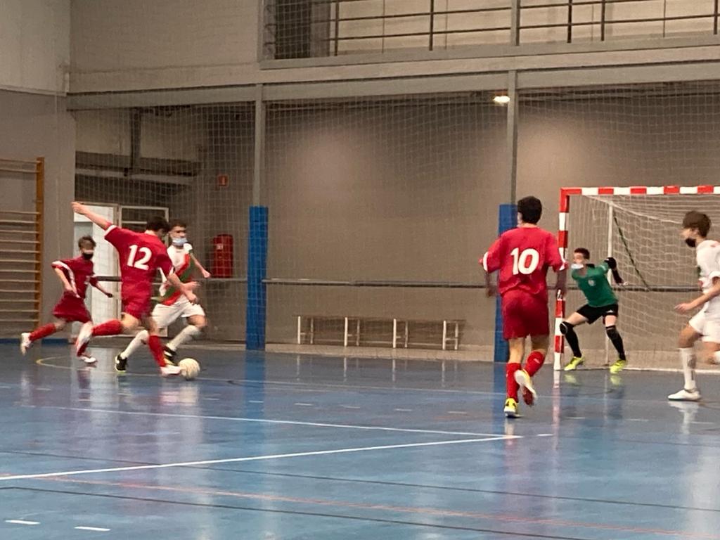 ⚽️ Una nueva prueba para la Selección Sub-13 Masculina de @FEMAFUSA ante el Cadete B de <a href="/DeporcosladaFS/">CD DEPORCOSLADA FS</a> esta tarde en Valleaguado.
Gracias por las facilidades ofrecidas y mucha suerte para la temporada.