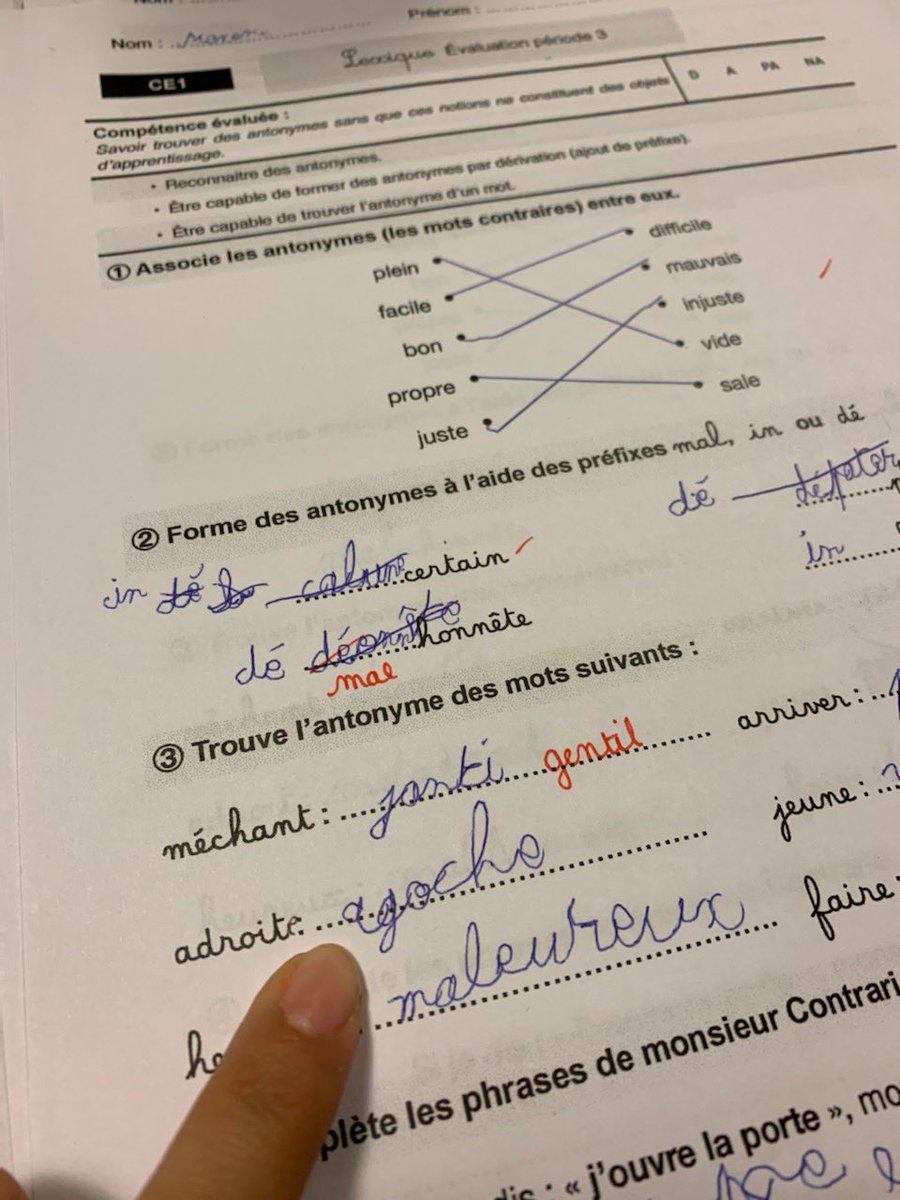 Laur_dse's tweet photo. Ma soeur est prof des écoles, voici quelques pépites trouvées en corrigeant ses contrôles. Trop mignon pour pas partager 🥺 https://t.co/tACeVRHvaL