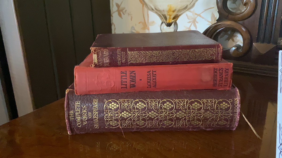 makennaroneill's tweet photo. Haney House Museum is showcasing the women of Maple Ridge when the founding families first arrived! Check out this amazing exhibit on Sundays from 10-4! #womenshistorymonth2022 @BCIT_Journalism https://t.co/mhDT6x6tTe