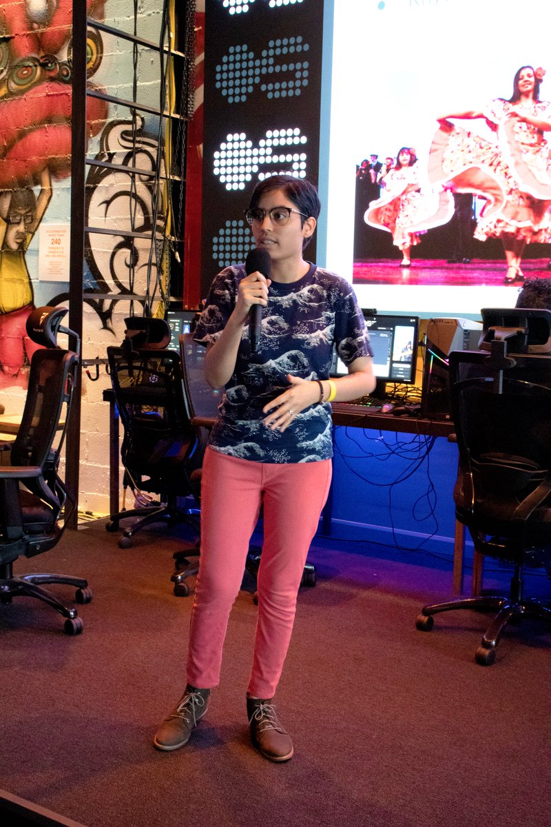 Hello! I'm Alexia @amoofthestars one half of the Star Yolk team. 🌟 I'm a non-binary Puerto Rican &amp; Guyanese game dev, artist and designer making indie games with engaging gameplay and positive diverse stories! 🎮🌈 I'm passionate about building community. #WhatAGameDevLooksLike