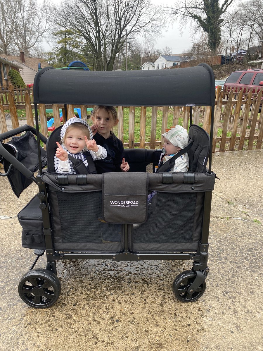hiiseeyoulookin's tweet photo. We got our #wonderfoldwagon today & Im OBSESSED 🤩 I LOVE it. https://t.co/BAmO1Nydl8