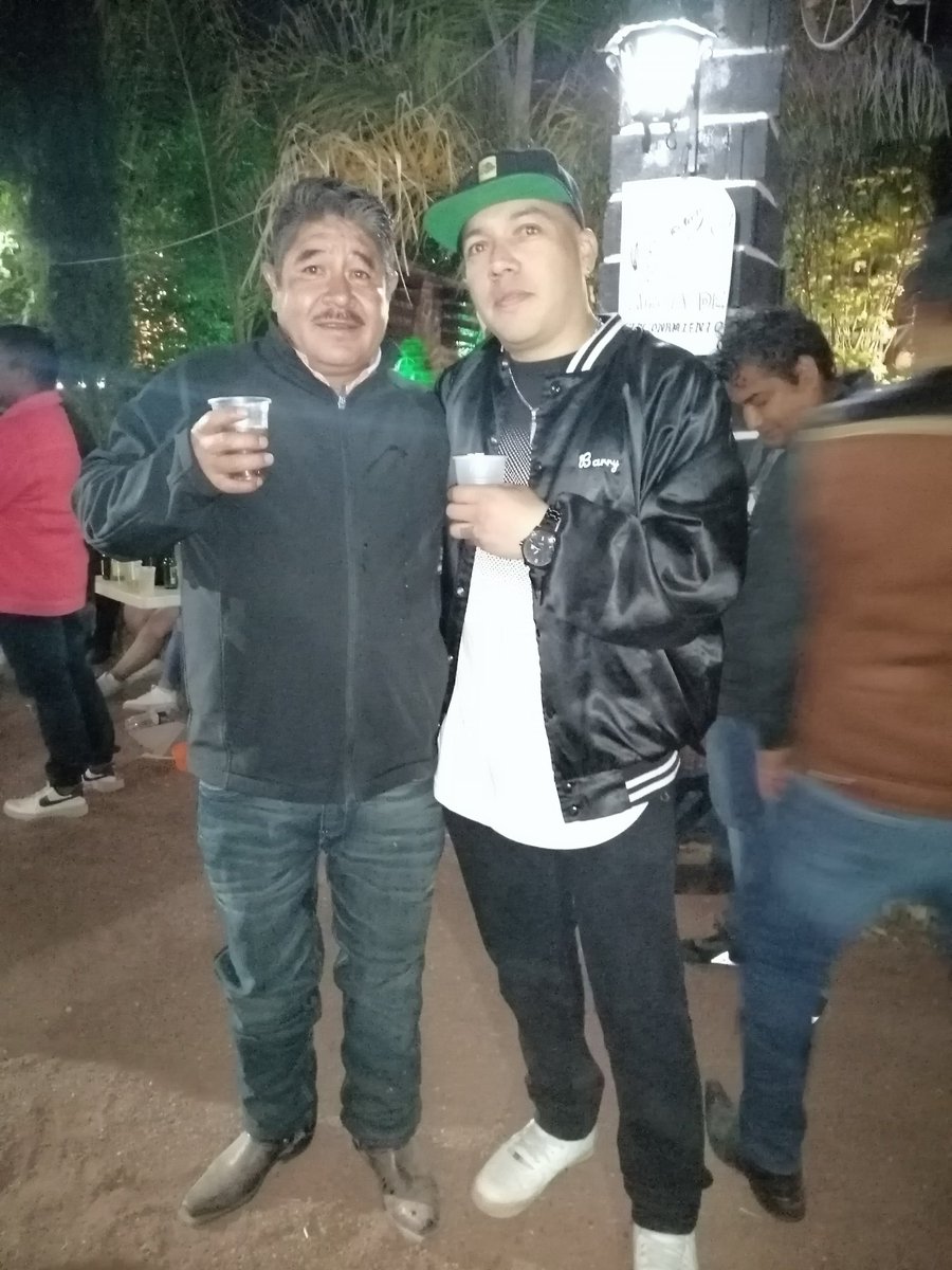 erickstein's tweet image. BUENAS AMISTADES... 🙏🏻