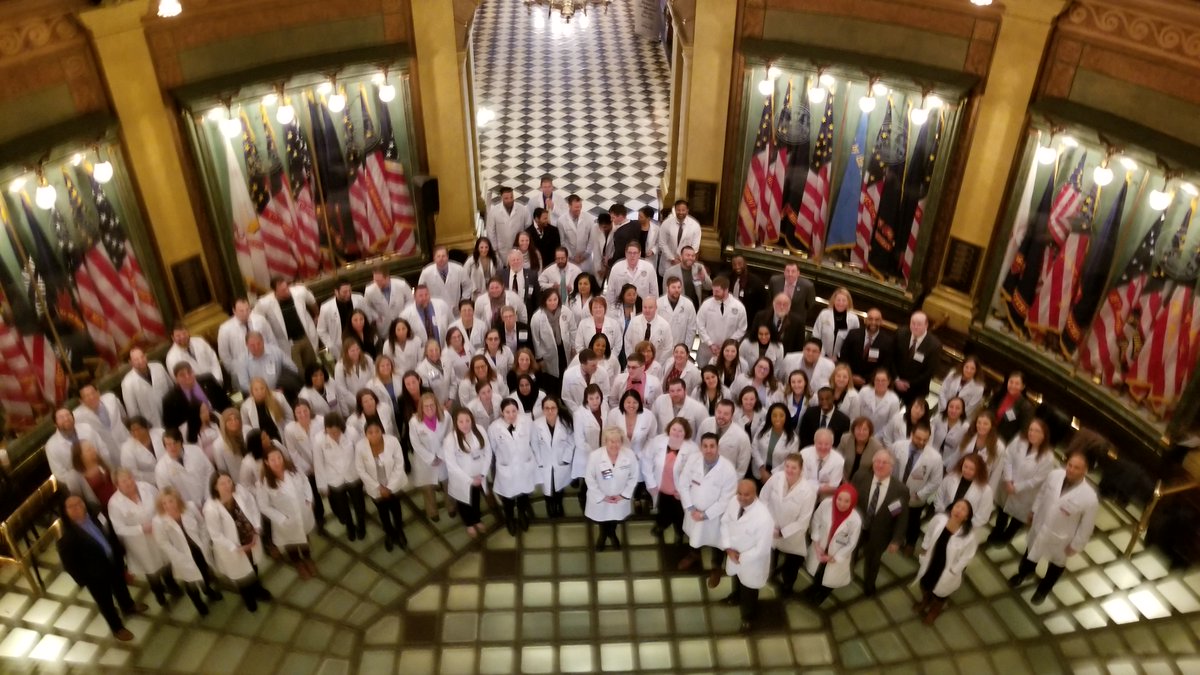 MIFamilyDocs's tweet photo. #FamilyPhysicians are in Downtown Lansing today, during Michigan Family Medicine Week, to talk about state legislation &amp; healthcare policies impacting the practice of medicine &amp; patient access to primary care #MiFMW #FamilyMedicine #AdvocacyMatters #AdvocacyDay https://t.co/1GUK8oupKD