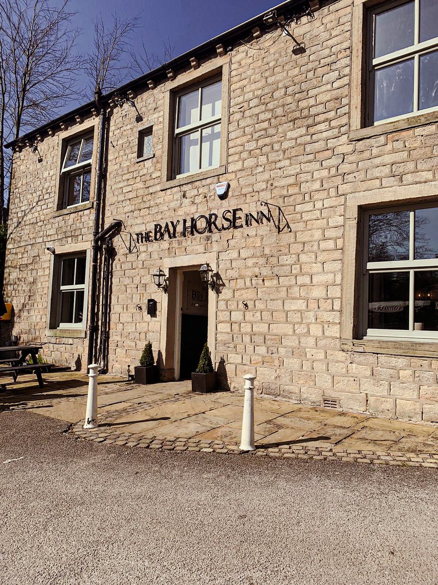 lancashirewalks's tweet photo. You can’t beat a walk with a pub half way round for a refreshment. Our latest walk has not one but three great pubs along the way! All of which have a cracking drink selection and top notch pub grub! 🍴🍻🍷 @pendleinn @BarleyMowPendle 

Our new walk will be live this week 🥾🐾 https://t.co/9DTrZRm1Xu