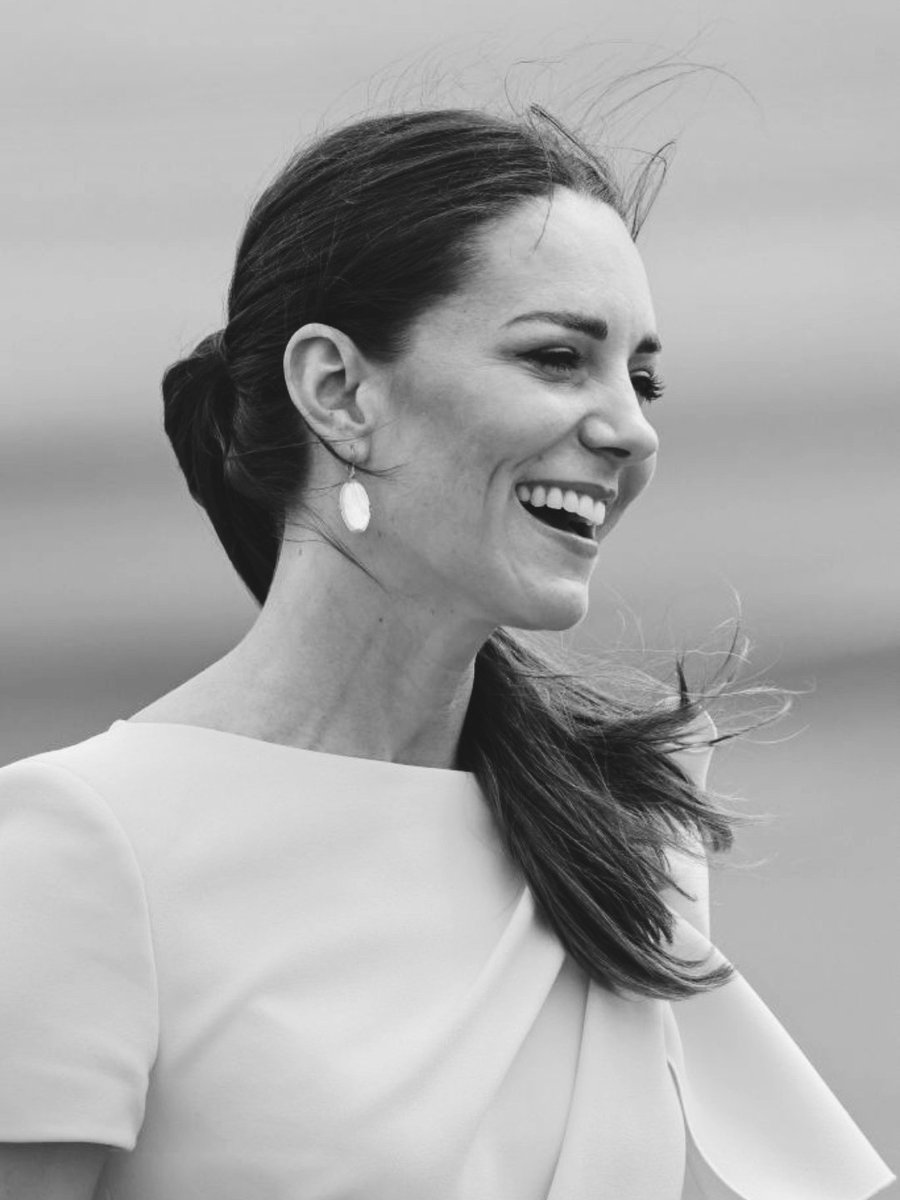 catherinebnw's tweet photo. #RoyalTourJamaica https://t.co/I7YarfZUPc