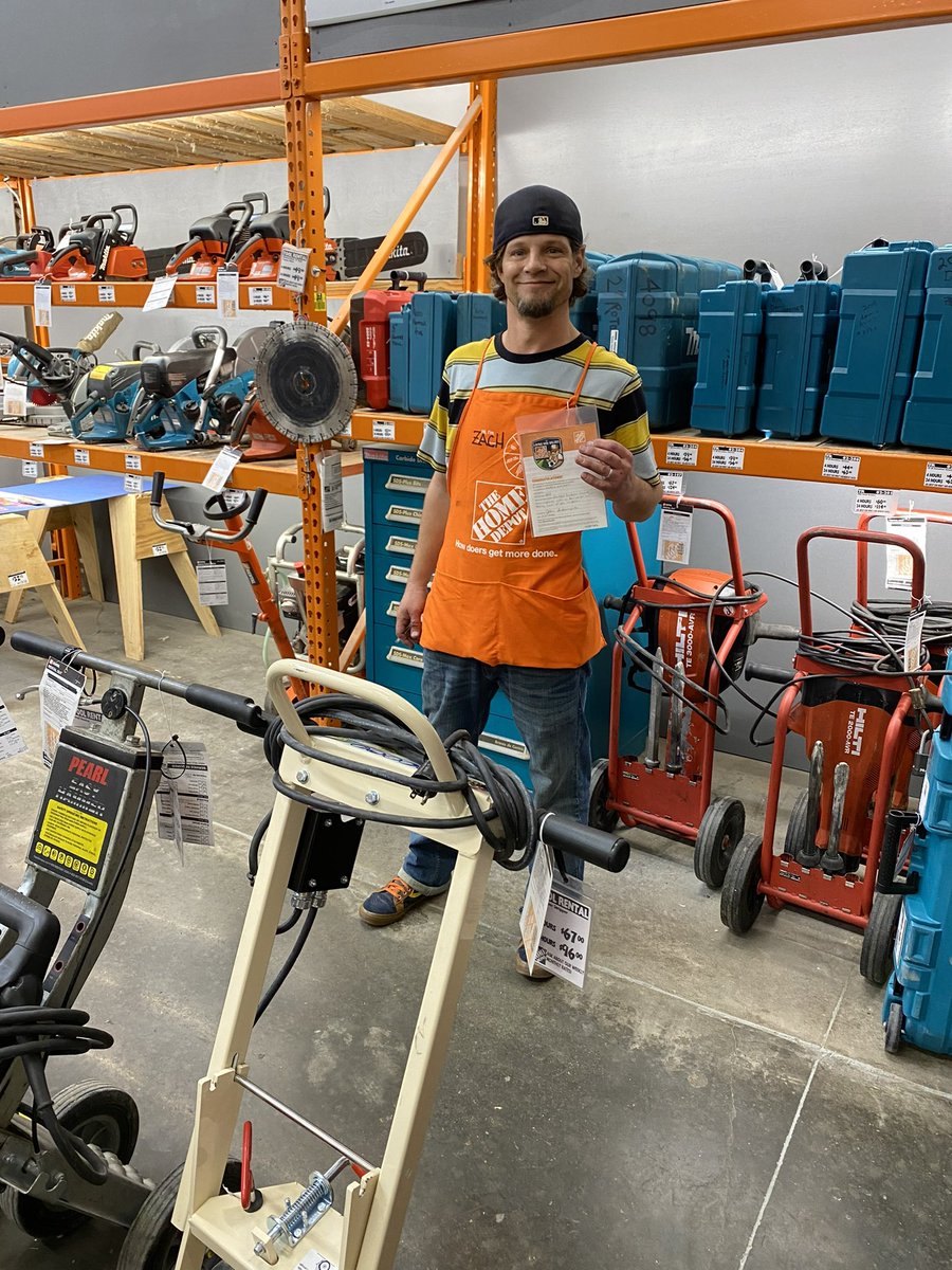 8518Celebration's tweet photo. Celebrating 🥳 some of 8518 amazing associates. https://t.co/FL8yVHzJvH