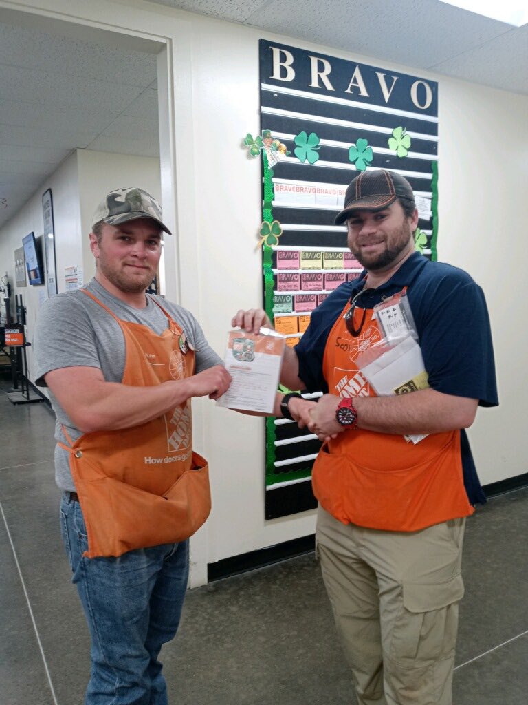 8518Celebration's tweet photo. Kicked off the week celebrating some of 8518’s amazing associates. https://t.co/iID7jPXjUK