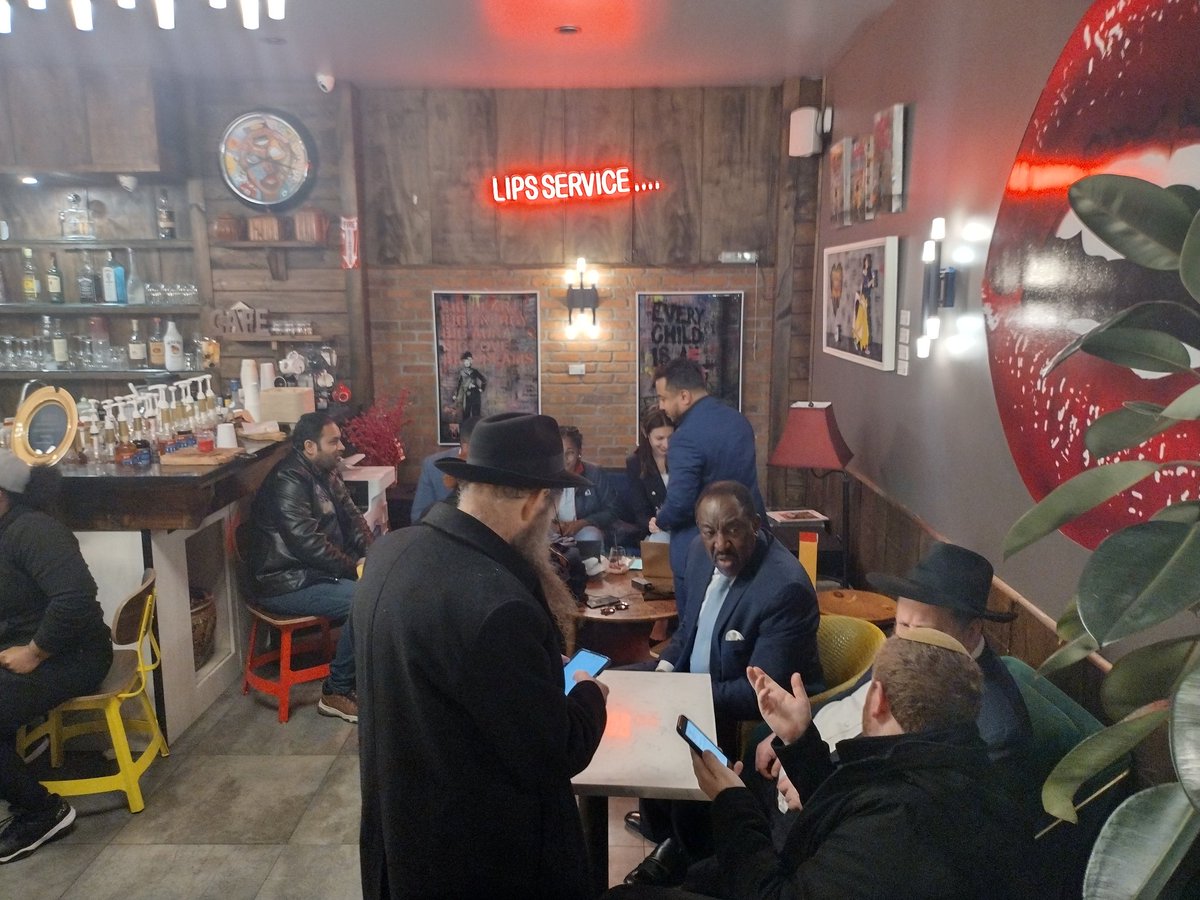 Chrislejohnyc's tweet photo. At the @cunningham4ny Watch Party in @LipsCafe_ https://t.co/7nzjbkP0vF