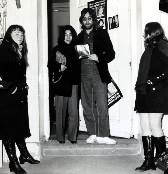 carlosgvizcaino's tweet photo. 'I spent an afternoon talking to Tariq Ali and Robin Blackburn and we got to the point where my part in the revolution was songwriting. That night I just came out with ‘Power To The People’. ~ #JohnLennon
https://t.co/6T5eueHf1h
#UltimateMix #PowerToThePeople https://t.co/2nTYcoeoA8