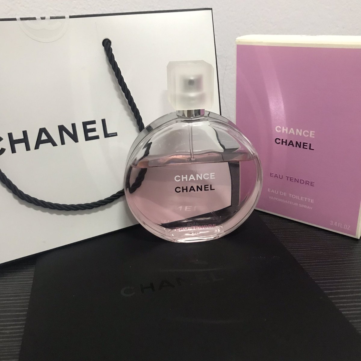 p_chxng's tweet photo. สรงต่อน้ำหอม Chanel ของแท้ 💯 
EDT 100 ml รี+เฟบ sale‼️

ซื้อมา  5,200฿ขาย 2,000฿ ทัก DM มาขอดูเพิ่มได้ค่ะ ของแท้แถมกล่องถุงการ์ดซองให้ #ส่งต่อเครื่องสําอาง #เครื่องสําอางเกาหลี #ส่งต่อสกินเเคร์มือสอง #สกินแคร์มือสอง #ตลาดนัดnct #ตลาดนัดอซท #ตลาดนัดnctdraem #เครื่องสําอางมือสอง https://t.co/e3lUb8oNmO
