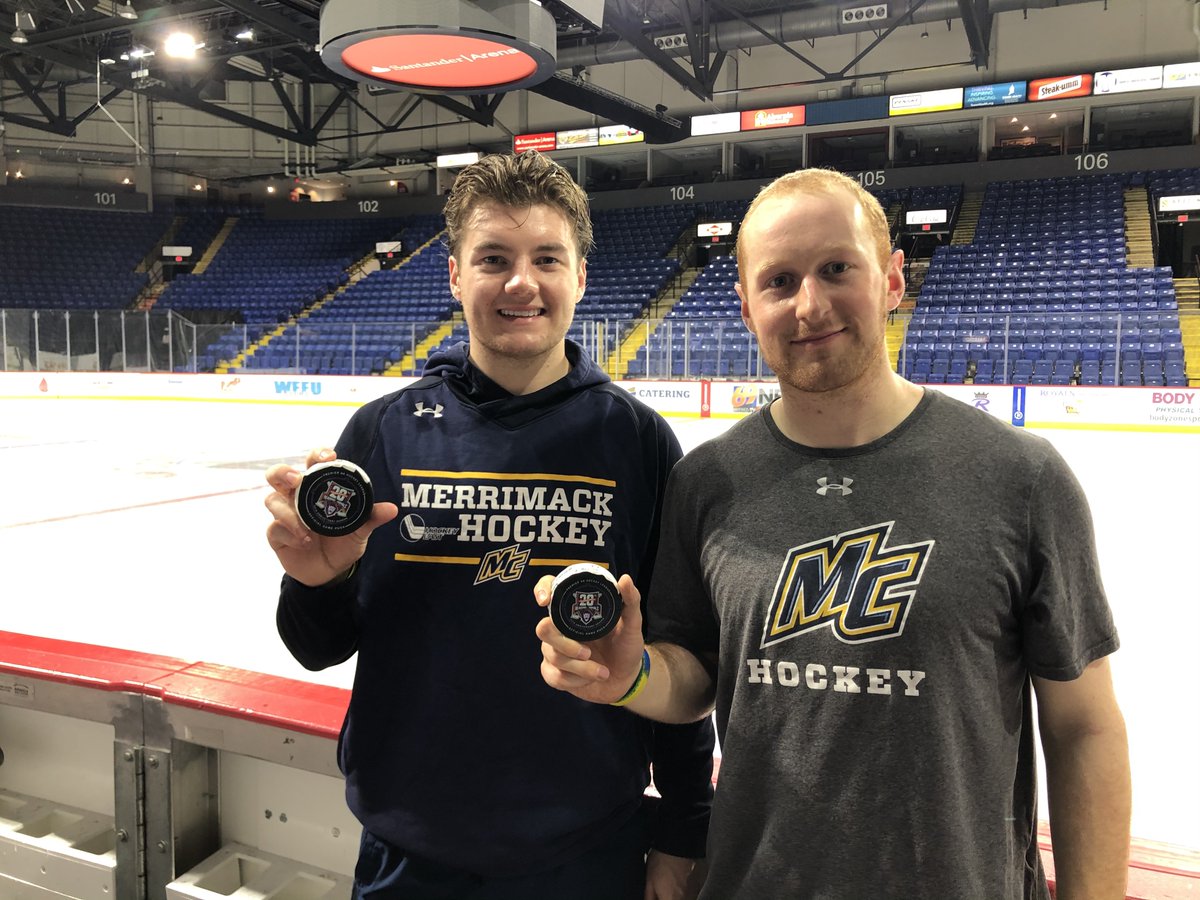 🚨And there it is!!! Congrats to Steve Jandric (<a href="/jandric9/">Steven Jandric</a>) and Max Newton (<a href="/mnewton97/">Max Newton</a>) on their first professional goals! @MerrimackMIH