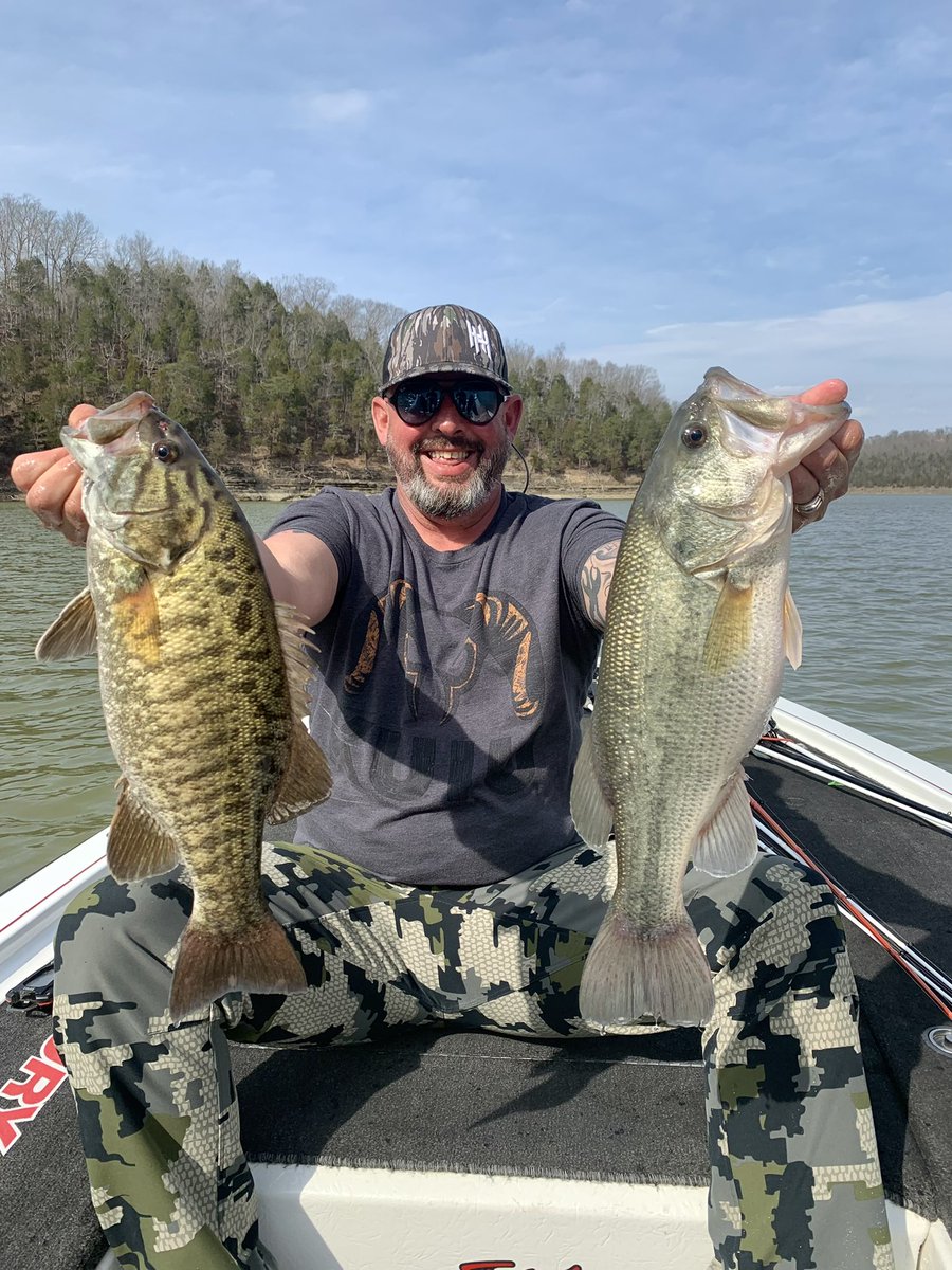 KyKiller9's tweet photo. Big day on #LakeCumberland @kyfisheriesse @kyafield  the brown fish were 🔥 today #bulletboats #Lc365 @_LakeCumberland https://t.co/Osqncn2AAv