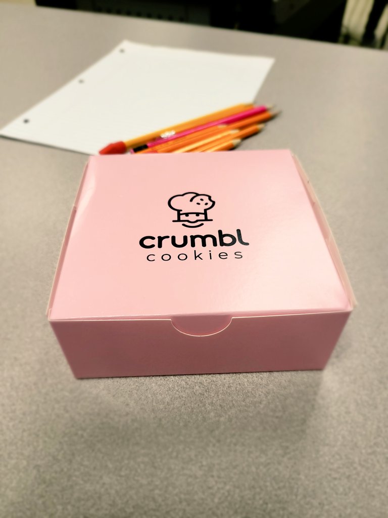 K_Hawkins73's tweet photo. When you're stuck in the computer lab TELPAS testing all day and your secretary brings you a @CrumblCookies Thank you, Ms. Sweed! #cookiebreak https://t.co/crDwTuIERT