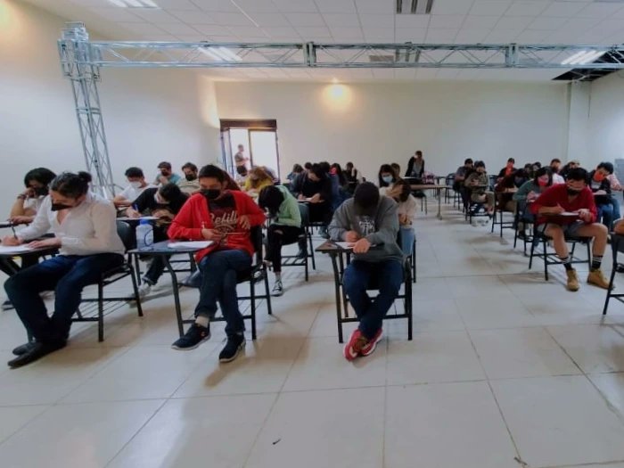 CCADurango's tweet photo. Etapa de exámenes 📝🎬 ¡Estamos a nada de comenzar el ciclo escolar! https://t.co/zmfl8Qqhdd