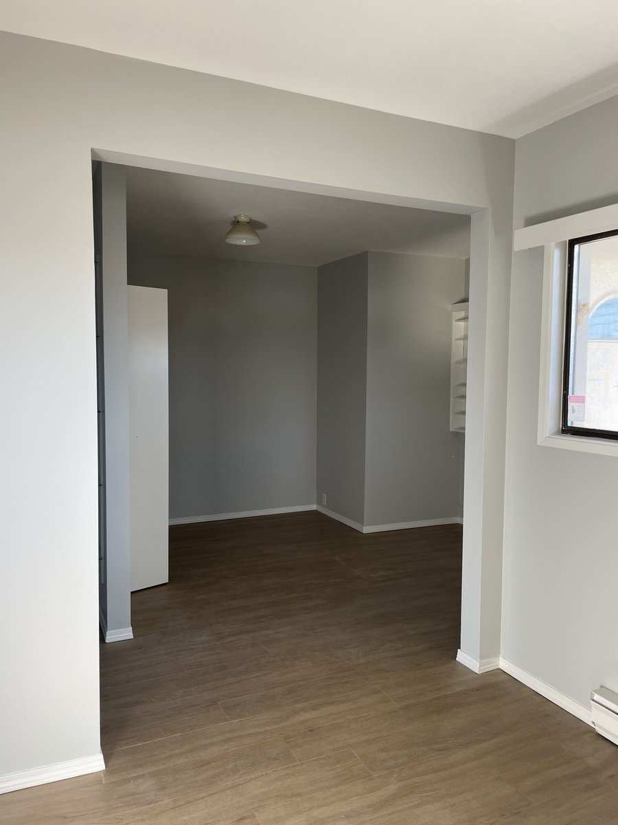 ProWorksCanada's tweet image. So much more light in here! Ask us how you can get your home freshened up!

#pwp #proworks #proworkspainting #paint #painting #exterior #interior #interiorpaint #exteriorpaint #exteriorpainting #paintingproject #housepainting #painters