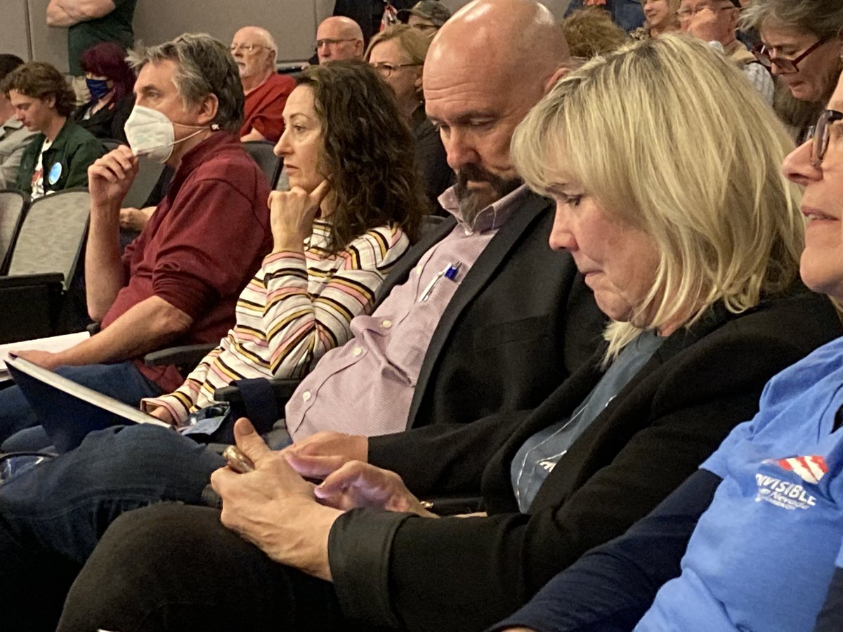 WashoeDEMS's tweet photo. #WashoeCountyCommission @washoecounty  voted 4-1 in favor of maintaining our Democracy and our votes and against those wishing to dilute our constitutionally protected rights. There were 73 against to 51 in public comments &amp; 291 against and 1 for with emails sent to the board. https://t.co/cw810M3luN