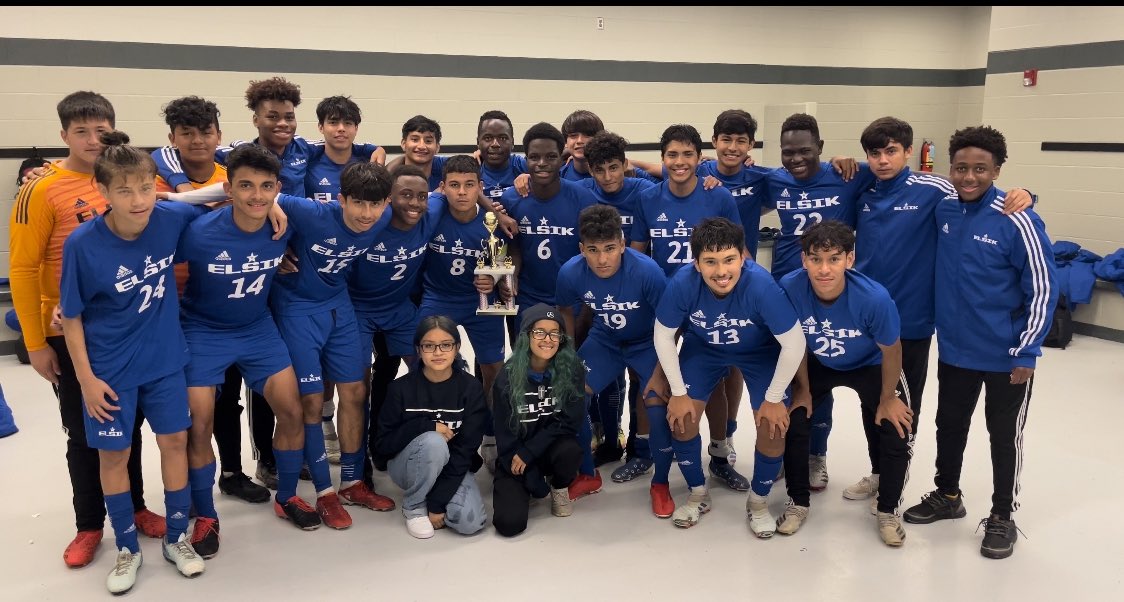 Elsik Soccer tweet media