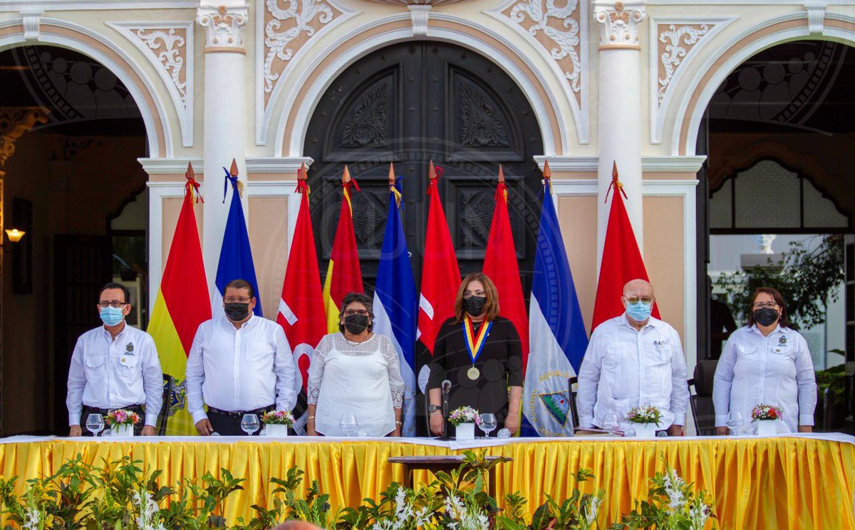 Juramentación y Toma de posesión de nuestra Rectora y nuestro Vicerrector General.

#𝗖𝗨𝗨𝗡𝟭𝟵𝟭𝟰