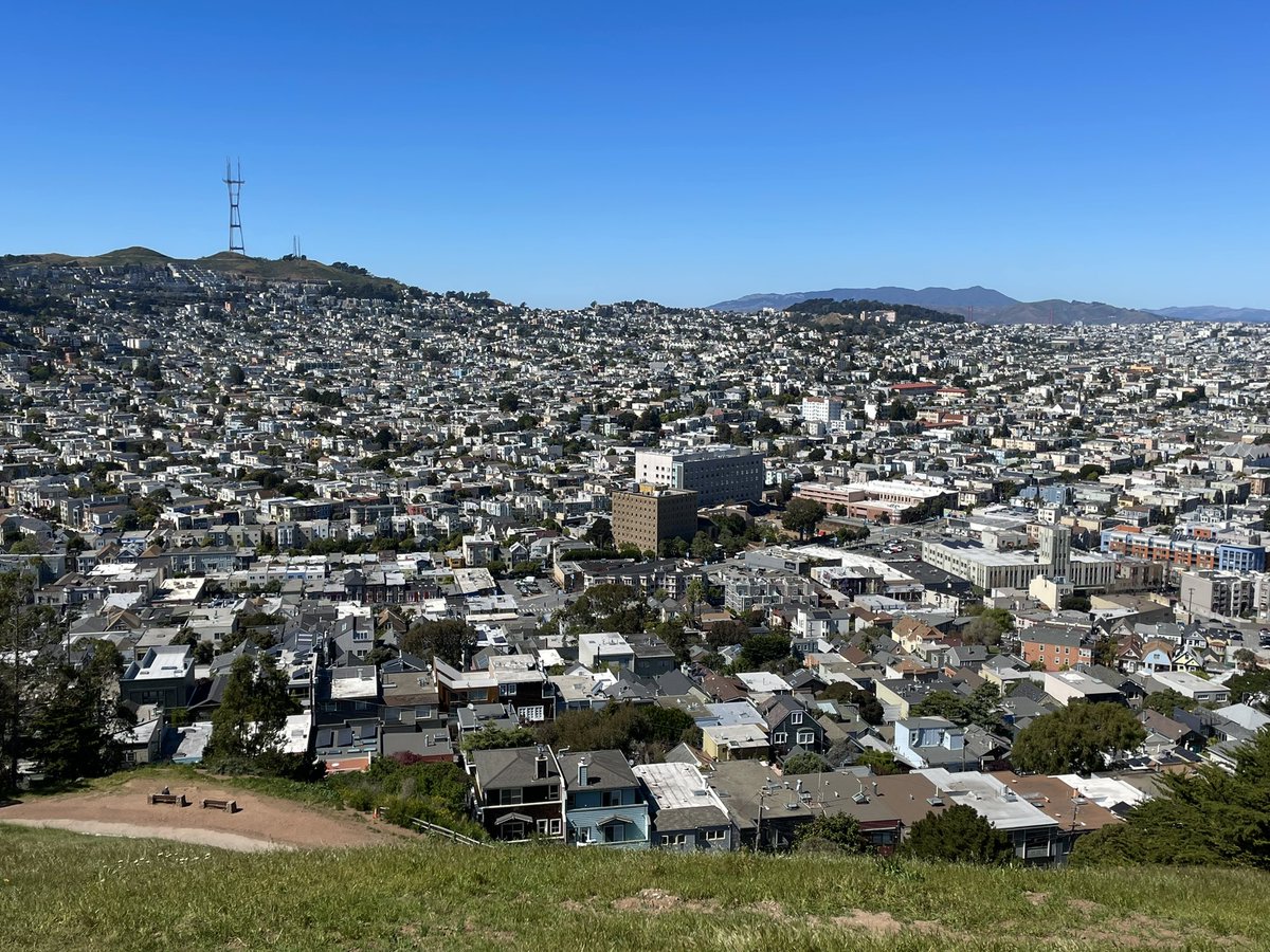 KarlTheFog's tweet image. Atrocious day in San Francisco. Avoid at all costs.