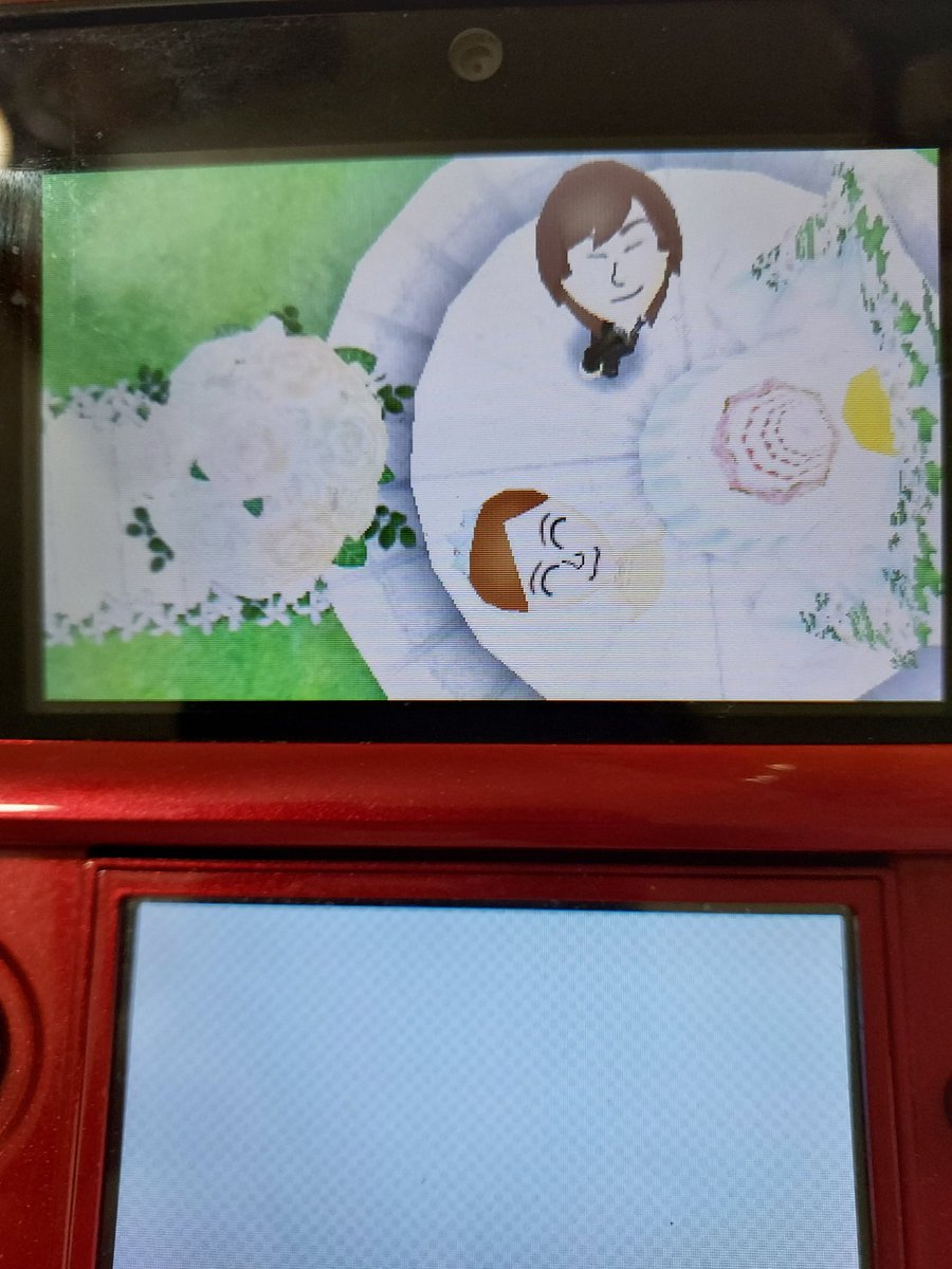 TomodachiLunar's tweet photo. As if today couldn't get great enough, congratulations to Beanie and Emerald for becoming the second married couple on Lunar Island! ❤💚💜 https://t.co/nMQxsn0klj