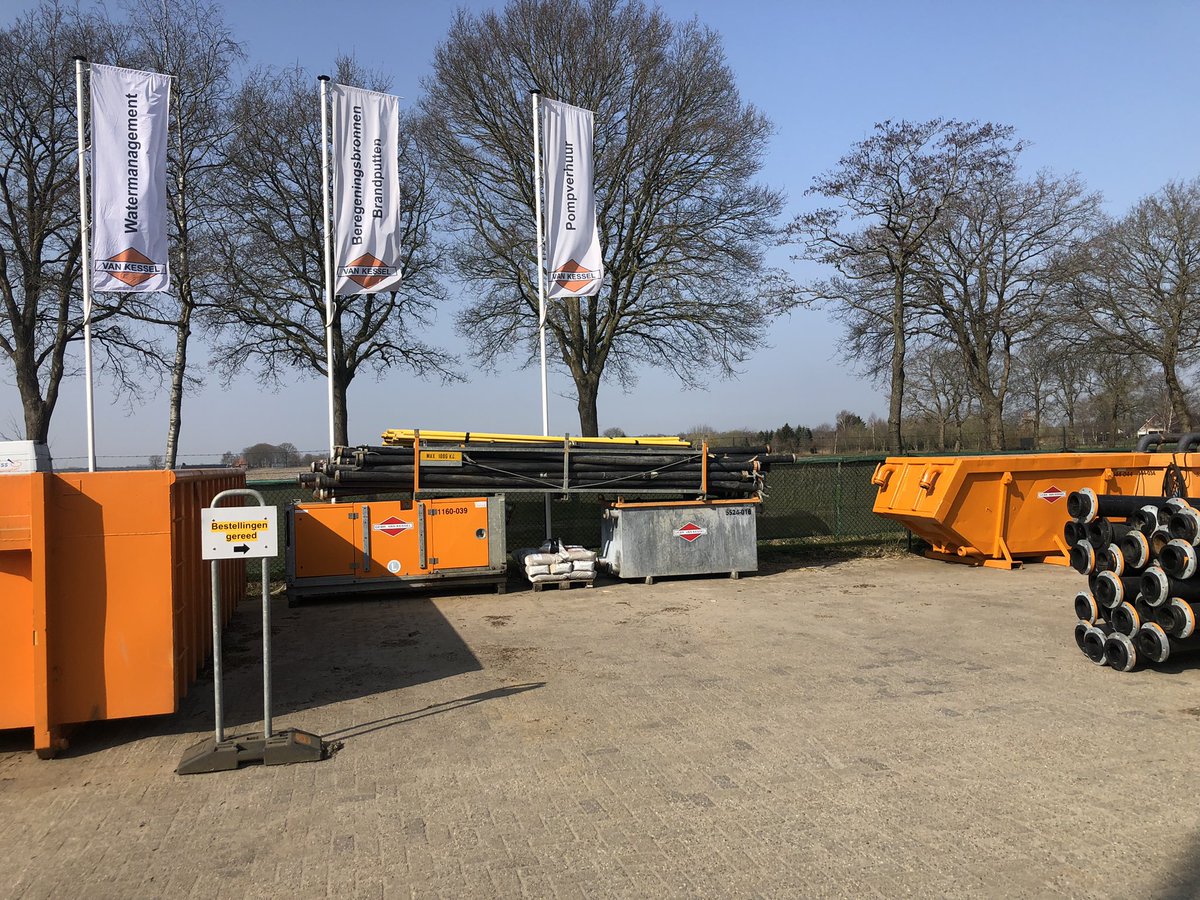 MartinDees1's tweet photo. Vandaag bezoek gebracht aan de @gebrvkessel vestiging in Geesbrug. Van hieruit bedienen we de klanten voor #bronnering in het Noorden van het land.
#verrassendveelzijdig https://t.co/JKRGjTdYJ9
