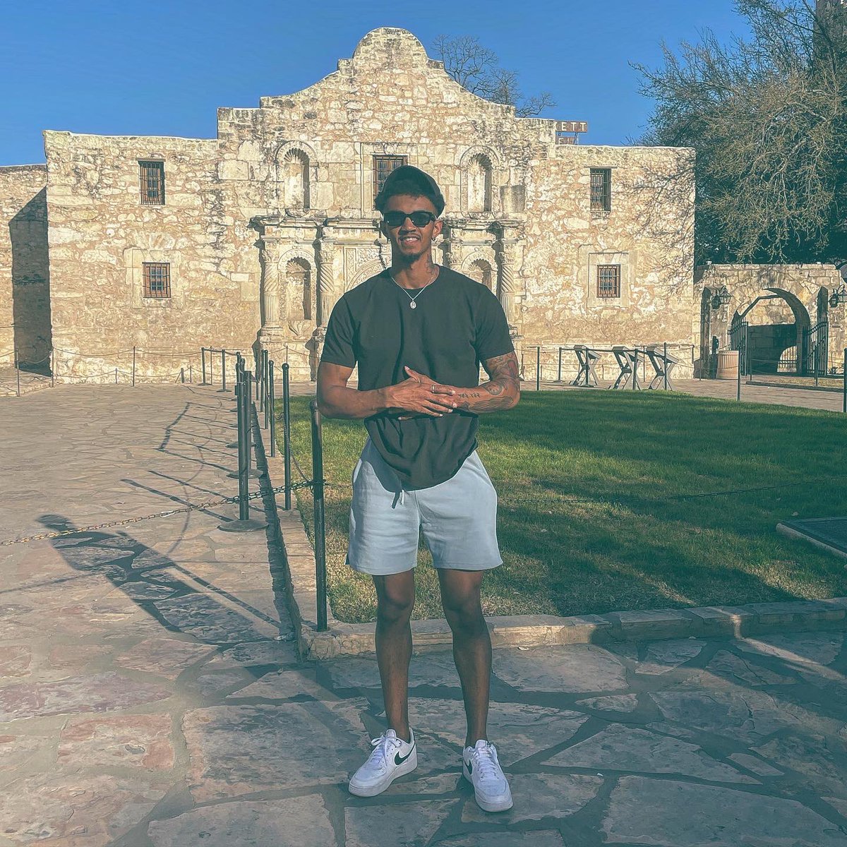 __jSmoooth__'s tweet photo. ill b back SA, mayB 4 good next time💙✊🏾 https://t.co/nFGTWVnIMr