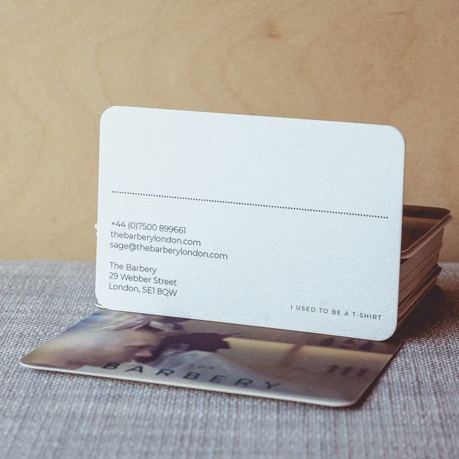 TheBarberyLDN's tweet photo. Our business cards are made from t-shirt cutt-offs by @MOO. #THEBARBERY #sustainablebarber #greenbarber #recycle https://t.co/s3DUv53BLV