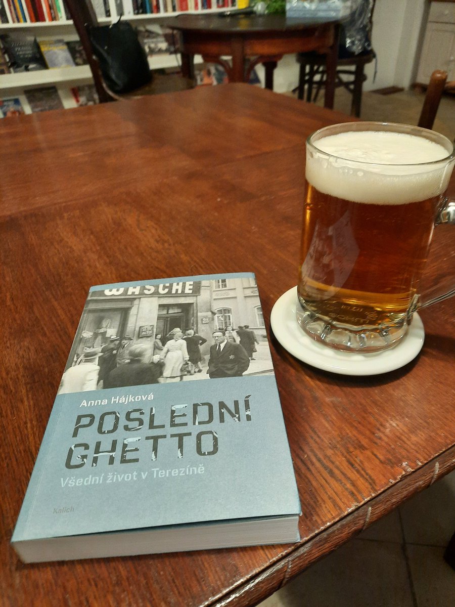 ferstl_roman's tweet photo. Thousand thanks, dear @ankahajkova! 🙏
It was perfect night to remember with you, your "kitten" #TheLastGhetto and superb @milenabartl!
#PosledníGhetto
#Kalich #BožskáLahvice https://t.co/eNHgIlyGL6