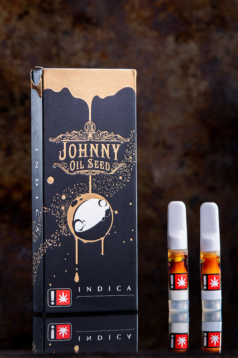 PotMatesPDX's tweet photo. Double down with dual carts from Johnny Oil Seed!

Watermelon Runtz 
Hybrid | THC 75.9% | Calm

Polynesian Cake 
Hybrid | THC 86.6% | Relieve

#potmates #concentrate #oil #pdxcannabis #deliveryservice #mmemberville https://t.co/JbH2r8ZVUB