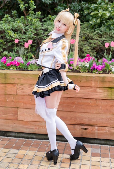 Twitterのコスプレ画像2