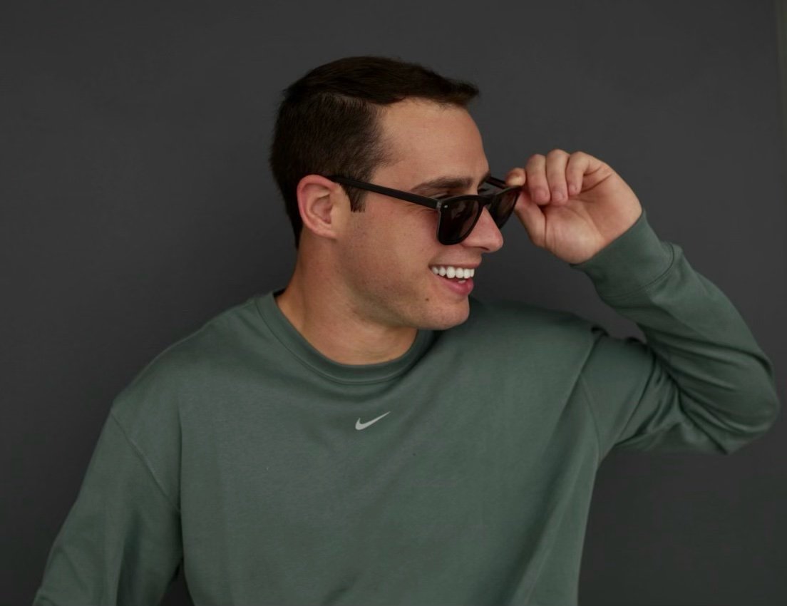 JohnPompliano's tweet image. These sunglasses by Christopher Cloos are simply amazing.

I&apos;m giving away one free pair to someone who likes &amp;amp; retweets this within the next 24 hours!

Must be following me so I can DM you 👍