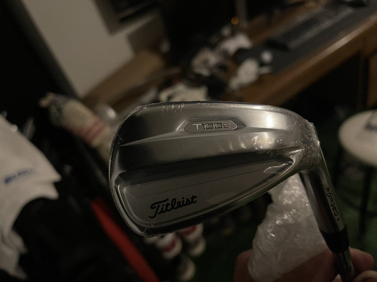 LP3_Golf's tweet photo. Thank you @Titleist for making the clubs that will take me to the next level. I couldn’t be happier. First shot was pure! Here’s to many more and to going low this year!! Feel free to send me the SM9’s to replace the 8’s #onlytitleistforme #scottycameron #t100s #Tsi3 #h585 https://t.co/5Xk0LvGe0v