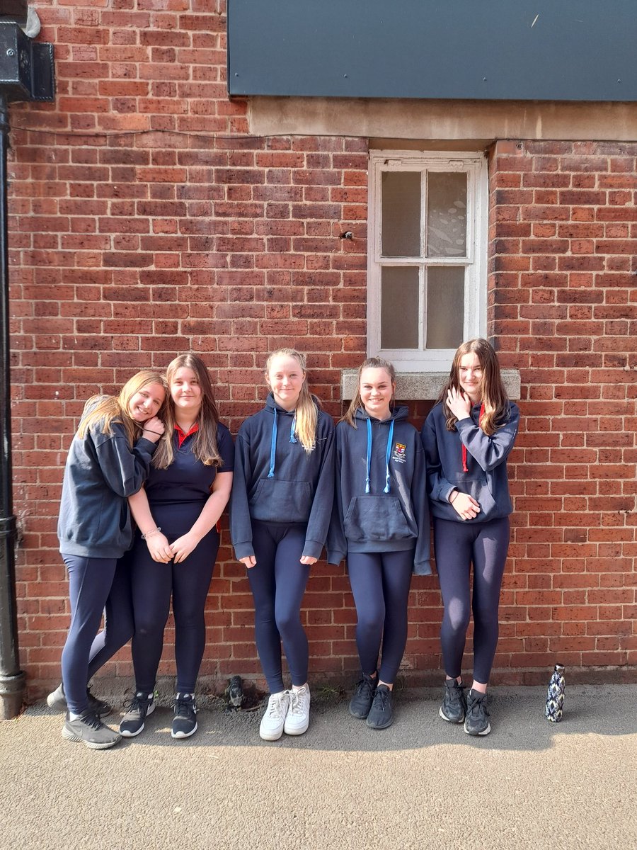 Handball results: 
Boys- 4th
Girls- 6th
Well done to all involved!🤾‍♂️🤾‍♀️