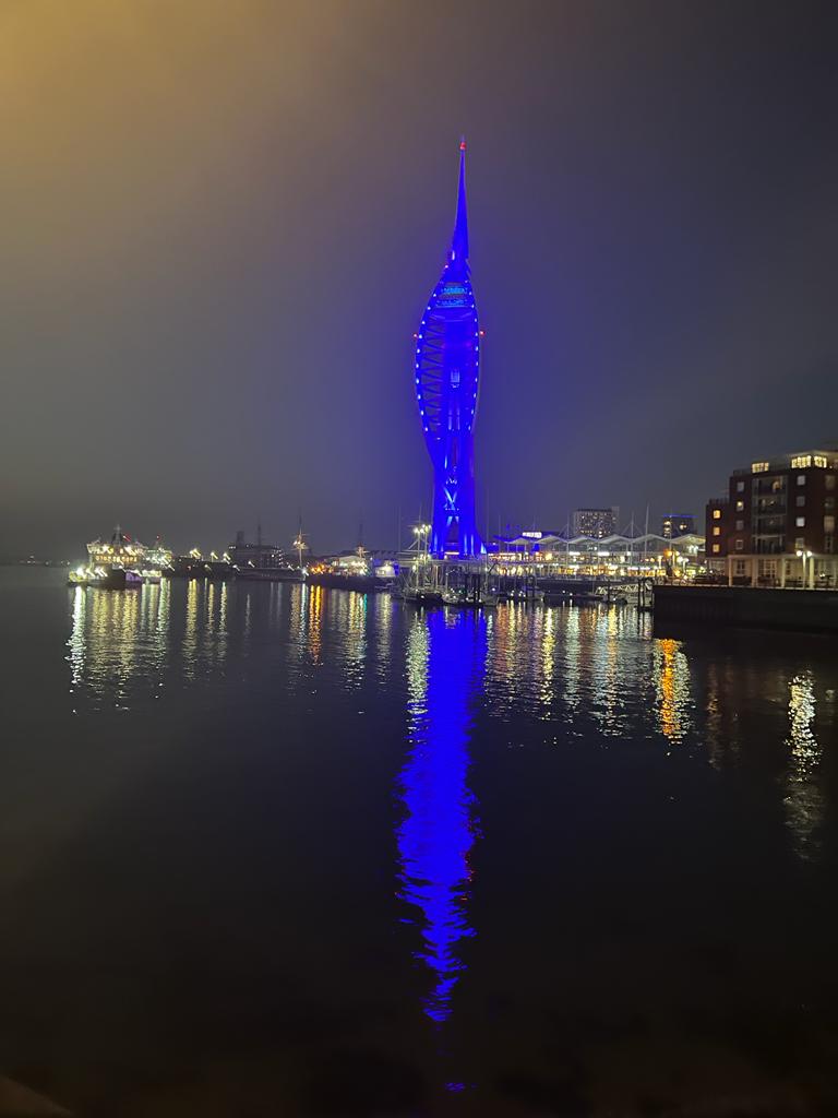 midnightp0etry's tweet photo. A beautiful baby gender reveal at the @SpinnakerTower in #Portsmouth on the day of the Spring Equinox. 
#genderreveal #pinkorblue #itsaboy #portsmouthandsouthsea #spinnakertower https://t.co/Ez0r8PWVS8