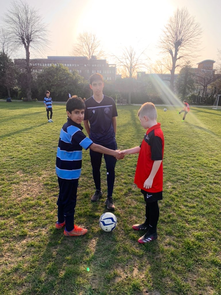 RSSportandPE's tweet photo. A brilliant afternoon of football for Yr7 with @LittleHeathPE and @Prospect_PEdept . Fantastic to get to host the matches and see everyone enjoying playing in the sun! Well done and thanks to our student referees https://t.co/aQ8wGYSDaQ