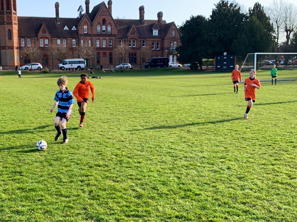 RSSportandPE's tweet photo. A brilliant afternoon of football for Yr7 with @LittleHeathPE and @Prospect_PEdept . Fantastic to get to host the matches and see everyone enjoying playing in the sun! Well done and thanks to our student referees https://t.co/aQ8wGYSDaQ