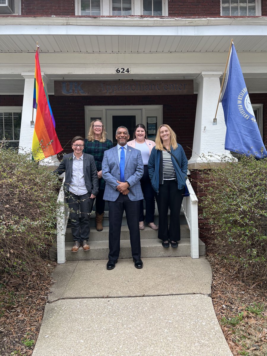 Dr. Aaron Thompson tweet media