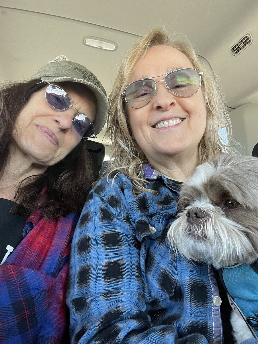 BiscuitRockDog's tweet photo. So exciting! Me, Mama Linda and Mama @metheridge are in Modesto! Who will be at the show tonight? #CarMelfie #RoadDog #RockDogsRock #HappyDog 
🐶 ❤️ https://t.co/hHru0W2N0e