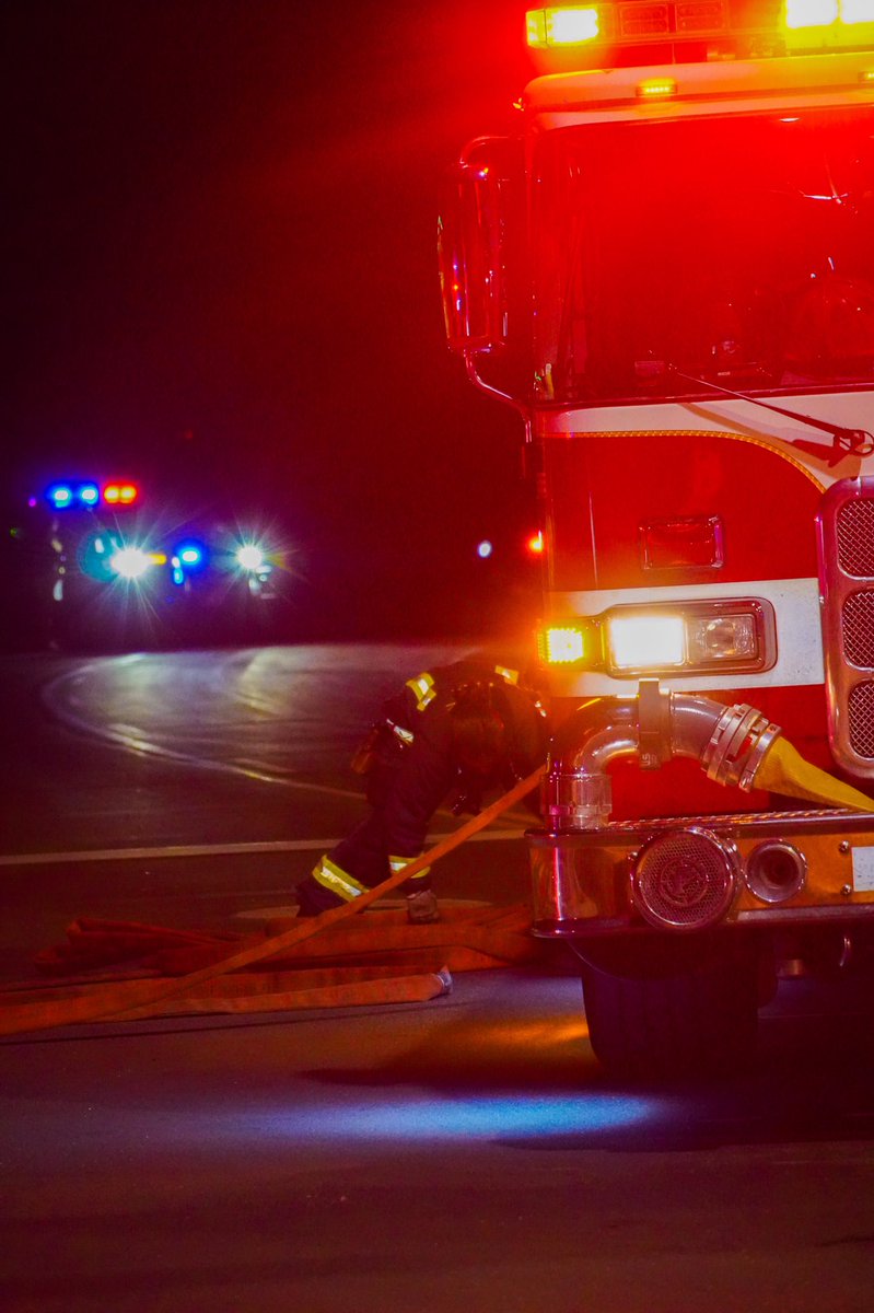 ten76media's tweet photo. @BoiseFire Rolling up some hose! #boise #idaho #firetruck #firefighter https://t.co/opya2IHugp
