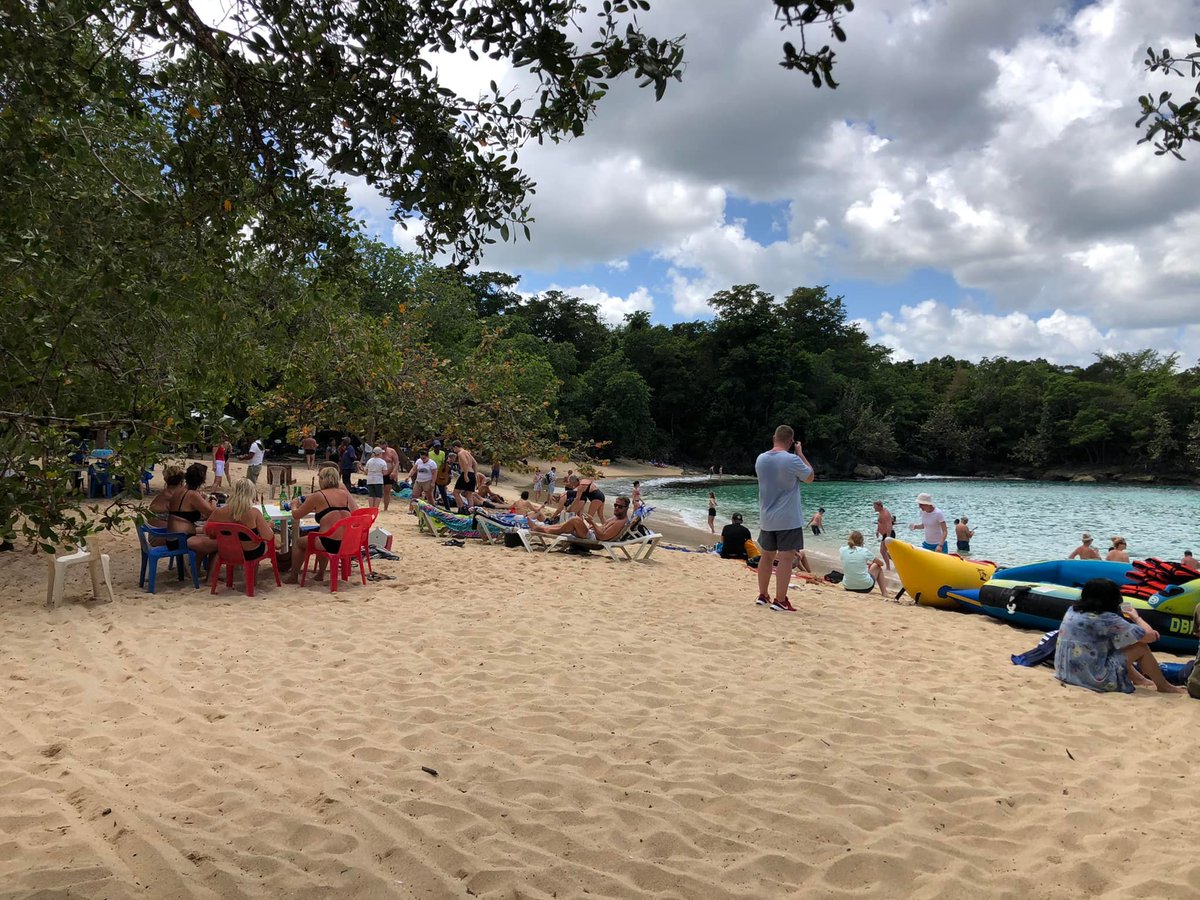 IsaacTours's tweet photo. Spring is here!
#travellers #AtlanticOcean #dominicanrepublic #summer #wanderlustXL #Sunset #Sky #WeekendFeeling #travel #Traveler #Wanderlust #travelphotography #TravelBlogger #Trekking #TravelExperience #TailorMadeTravel https://t.co/qdf0P4fqjt