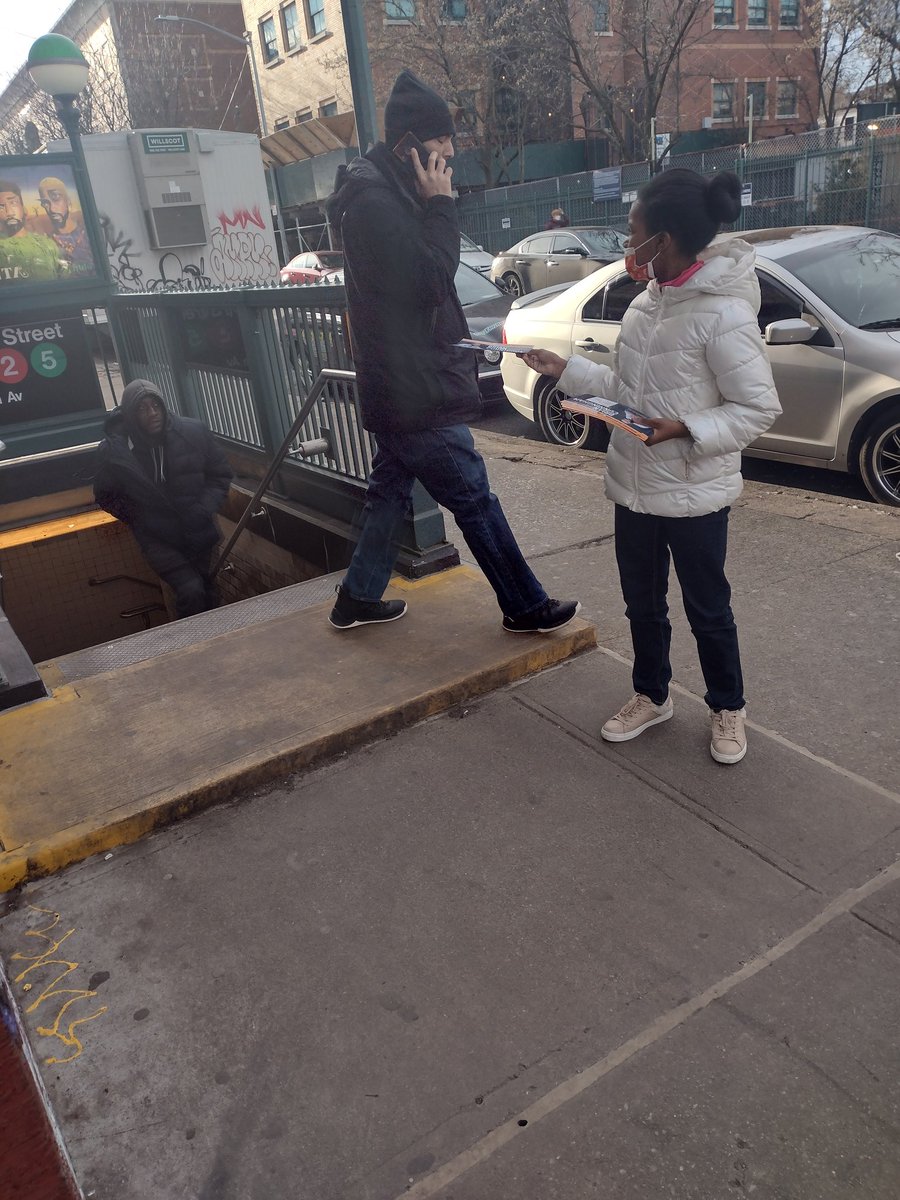 AnthonyBNYC's tweet photo. Some of my team is out here doing GOTV outreach for our @NYPANetwork endorsed candidate @cunningham4ny for the 43rd Assembly District Special Election. #43rdAssemblyDistrict https://t.co/QBn0rqGMLZ